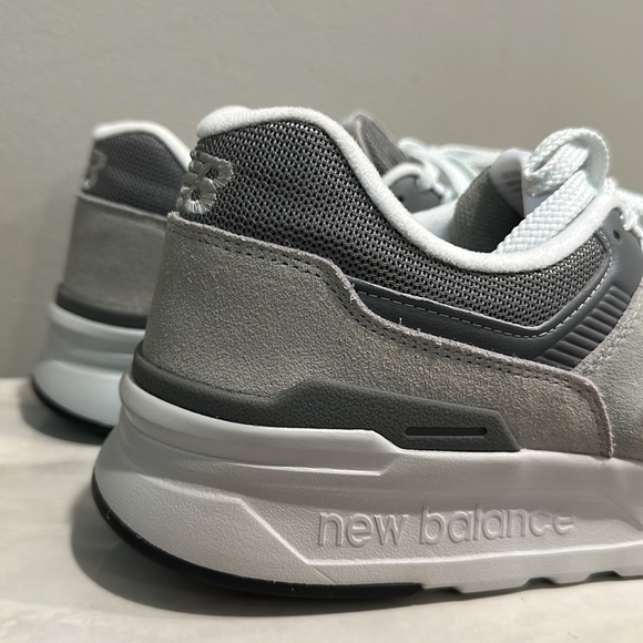 New Balance 997 Gray Size 13 (LIKE NEW) - Picture 4 of 14